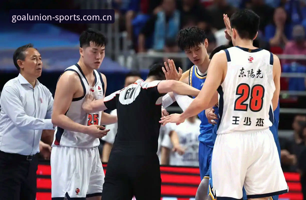 QMHS官方app安装教程 CBA京沪大战G4前瞻:破解上海男篮隐患的实用指南